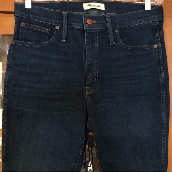 Like New Madewell 10’ Hi Rise Skinny Jeans - Picture 4 of 7